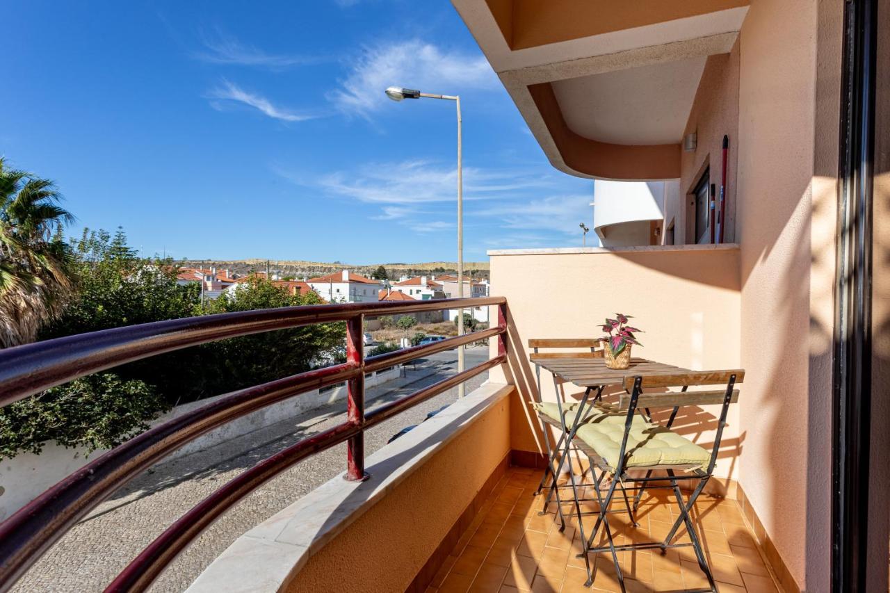 Joivy Deluxe Apt With Terrace In Costa Da Caprica กอสตา ดา กาปาริกา ภายนอก รูปภาพ